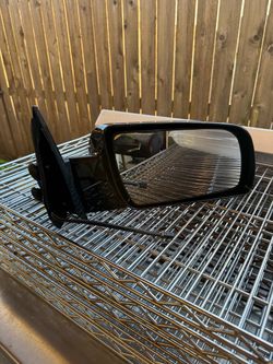 Chevy and GMC passenger side mirror