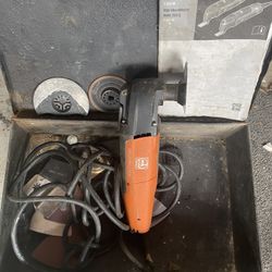 Fein MultiMaster w/assorted blades and carrying case $80