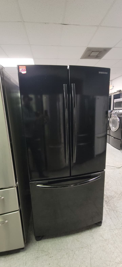 Samsung French Door Fridge – Black, Bottom Freezer, Clean