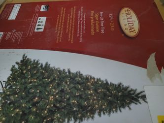 7.5 Ft Christmas Tree