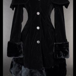DraculaClothing VELVET THICK WINTER COAT