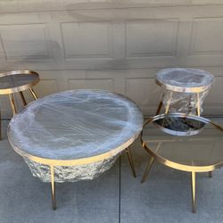 Beautiful Coffee Table Set 