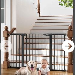 Cumbor Baby Gate 29.7-51.6 Wide, Black