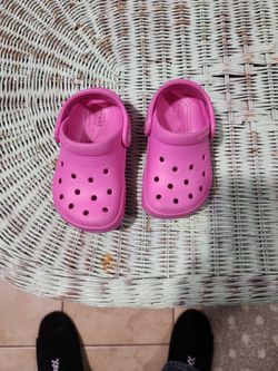 Crocs Pink Size 6