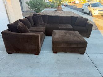 Brown Sectional Couch With Ottoman 🚚🚛 Free Delivery 🚚🚛