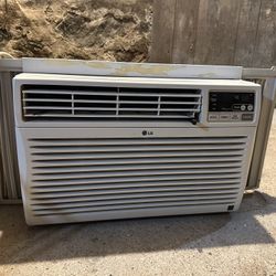 8000 BTU Air Conditioner