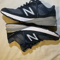 New balance  990v5  shoes size 10