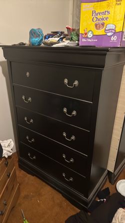 Dresser