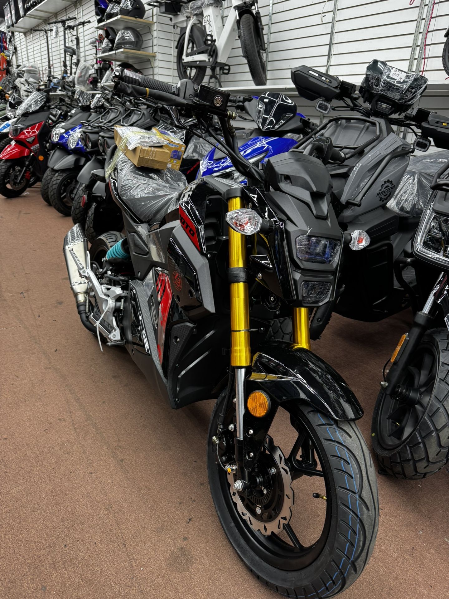 Brand New Boss Motorcycle 200cc Atoumatic Motorcycle
