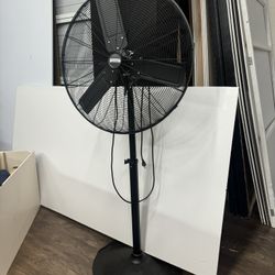 30in Commercial Fan