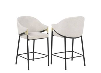 Beautiful barstool with a touch of gold