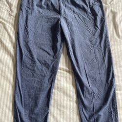 Banana Republic Relaxed Taper Fit 36 Waist