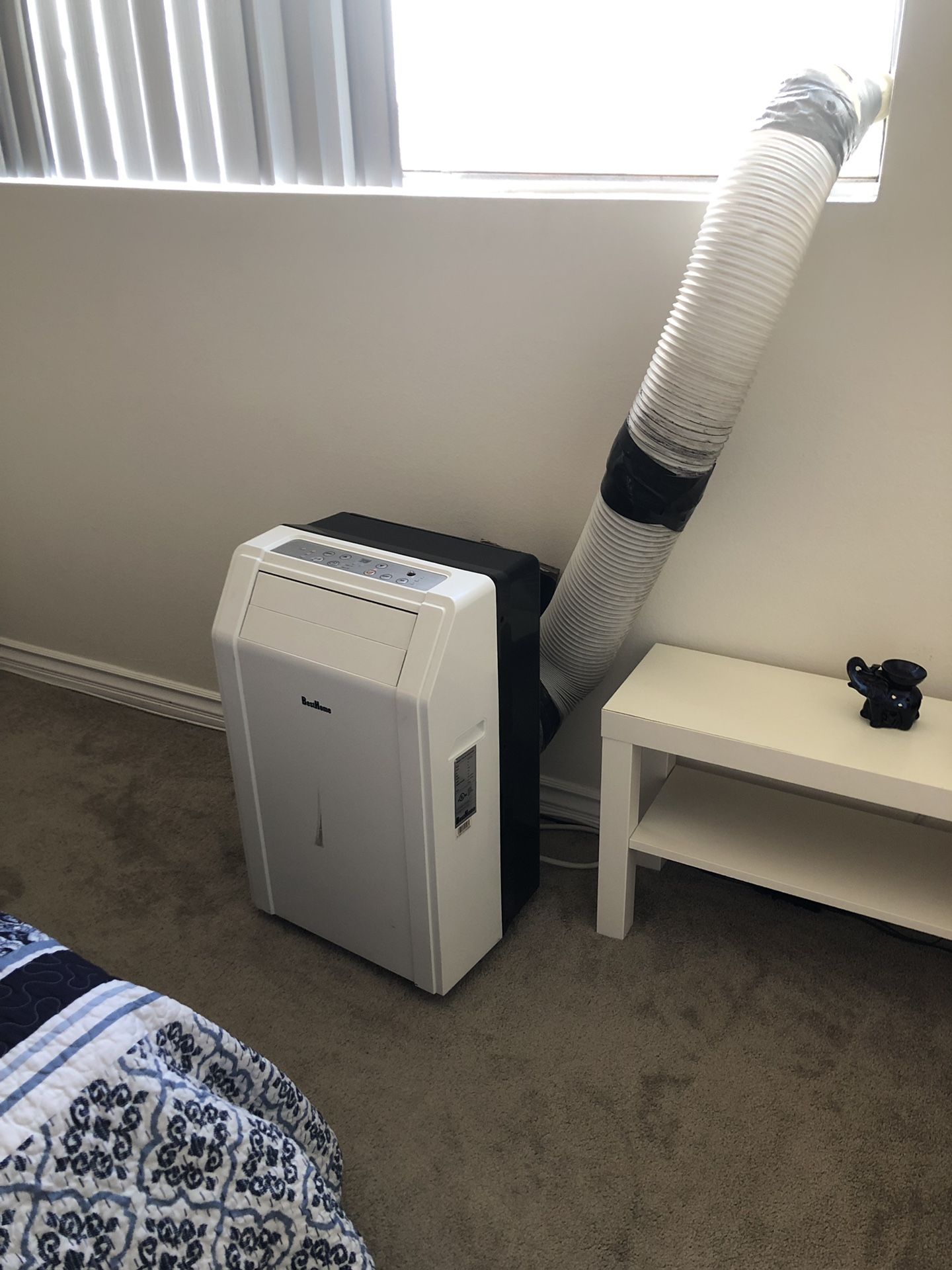 Portable AC unit