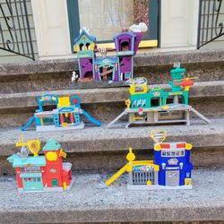 ☆☆Matchbox Car Buildings☆☆