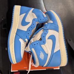 Nike Air Jordan 1 Retro  High OG Blue UNC