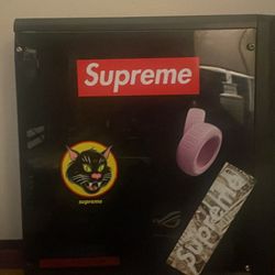 Everything Works Inside except for the power supply have ram if you want one missing component other than that, everything works water cold