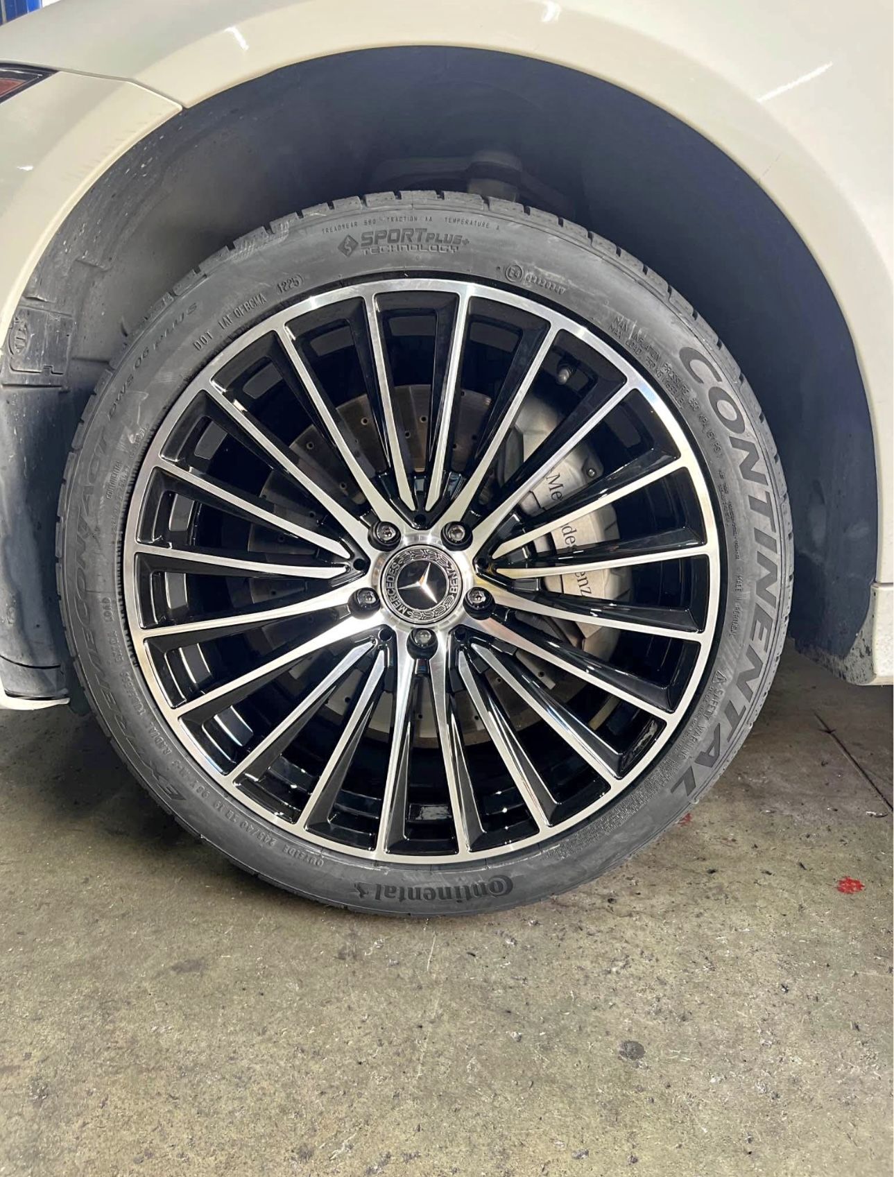 Mercedes 19" Staggered Block Machined Wheels 245/40R19 275/35R19 Continental Tires Package Deal