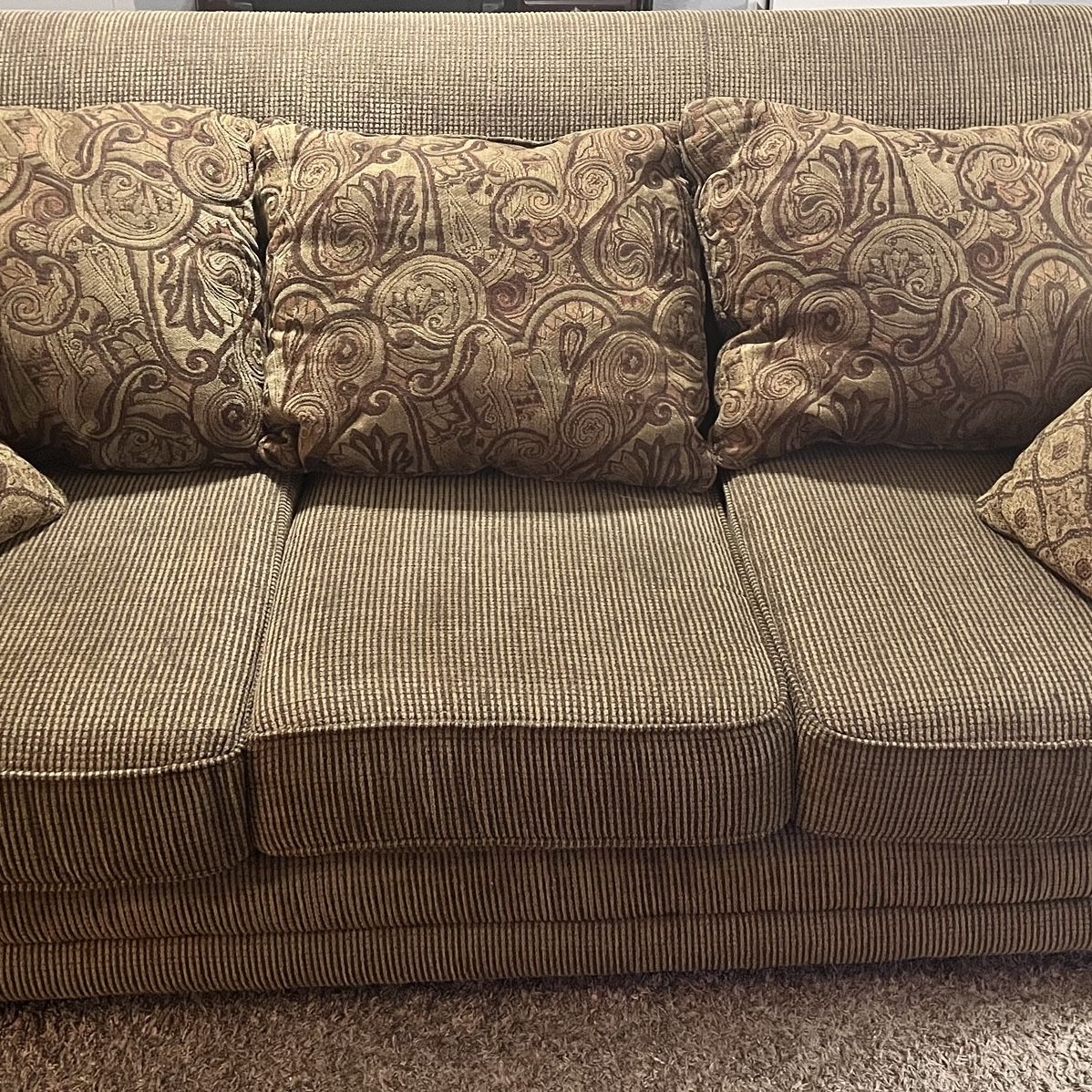 SOFA+ LOVE SEAT - ASHLEYS