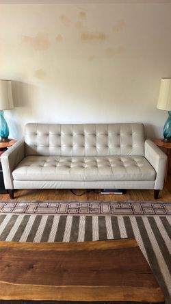Dania cream Tufted Leather Sofa