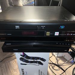 Very RARE Panasonic DMP-BD70V VHS/BLU RAY Combo Player