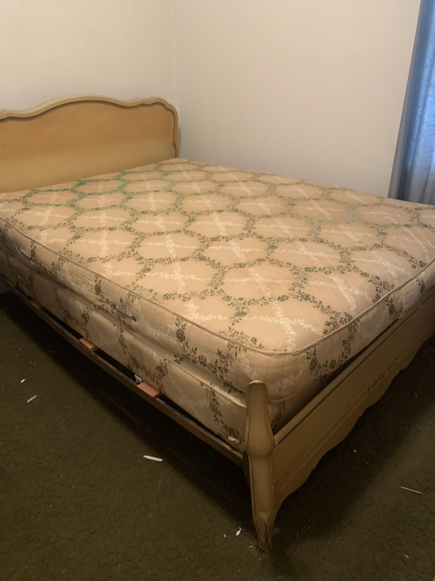 Estate Victorian Set