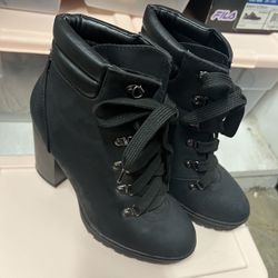 Women’s Boots 