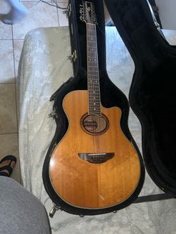 Guitar Yamaha Apx700II 12 string