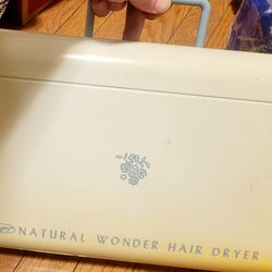 Awesome old school Hair Dryer Dazey Natural Wonder Hair Dryer Vintage Model HD 31