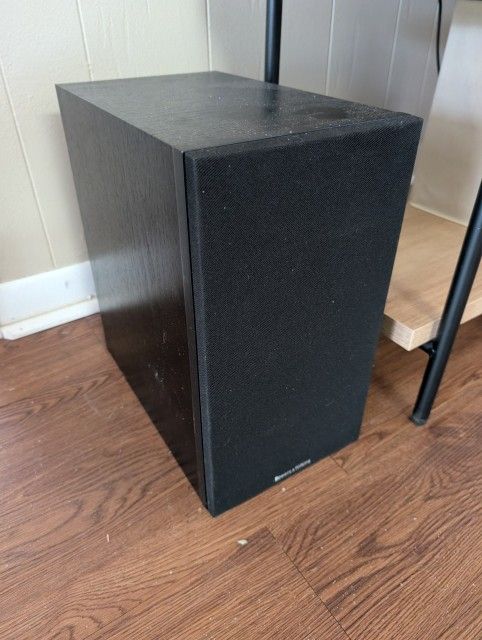 5 Speaker Set - 2 B&W + Mirage Nanosats