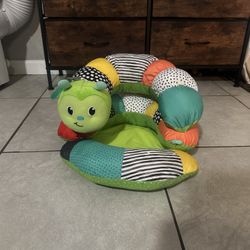 Tummy time Caterpillar