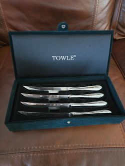 TOWLE steak knifes original box set of 4