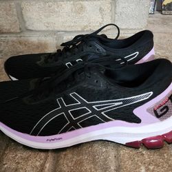 Asics Running Shoes Size 8.5 Women