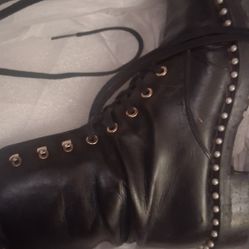 LIKE NEW USED ONLY FEW TIMES BLACK ITALIAN LEARHSD 