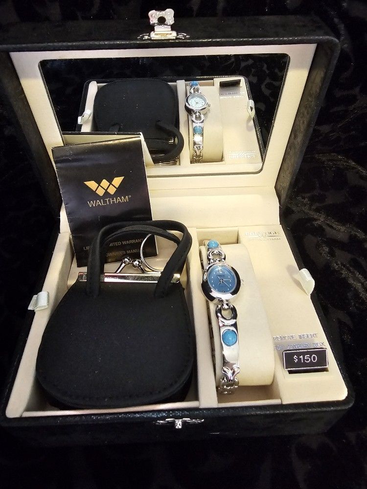 $15.00 - Watch Gift Set By Waltham! Stunning Blue Stones On Watch + Coin Purse With Keychain! Needs New Battery - ON SALE NOW!