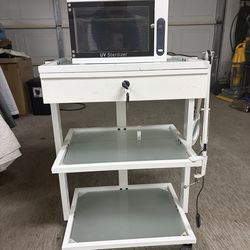 Salon table and uv sanitizer