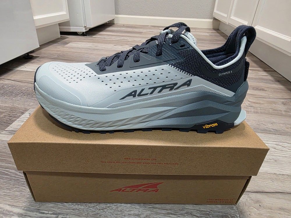 Altra Olympus 6 Running Shoes (Men's 12)