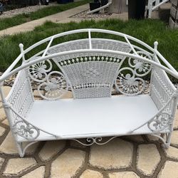 Wicker by design Doggie Canopy Bed 