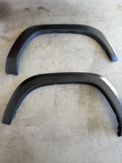 3rd gen Tacoma oem fender flares