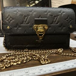 Louis Vuitton Vavin Black Chain Bag 