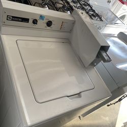 Lavadora Maytag comercial