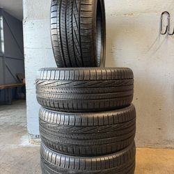 245/45/19 GOOD YEAR 
