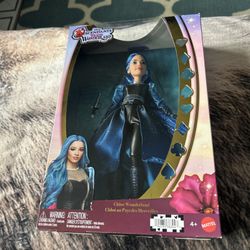 Brand New Disney Descendants Wicked Wonderland