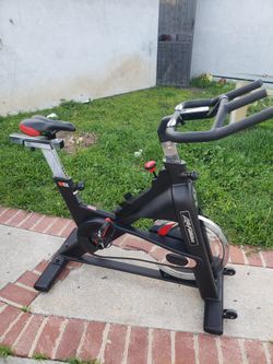 Lifefitness IC1 (Delivery Available)