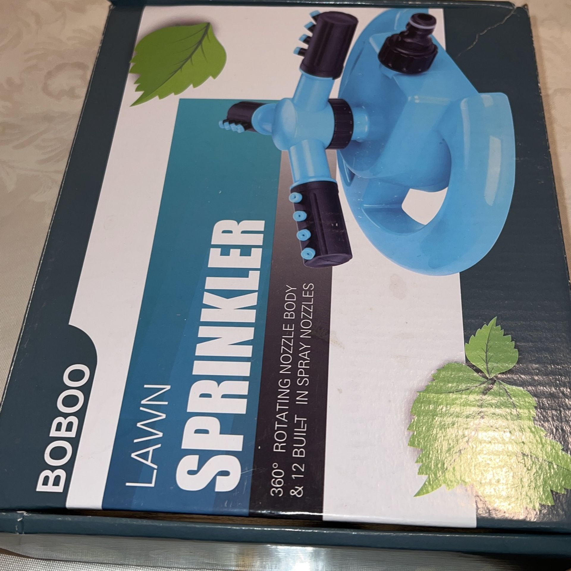 Lawn Sprinkler Brand New In Box Perfect For A Great Gift 🎁