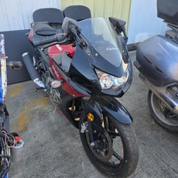 2010 Kawasaki EX250 J Ninja