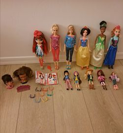 Dolls & Accessories Lot
