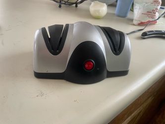 Electric Knife sharpener, barely used