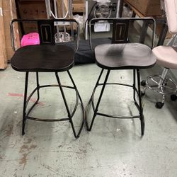  26 inch Bar Stools Industrial Metal Barstools Counter Height Stools Dining Chair Set of 2(Low Back Swivel Black