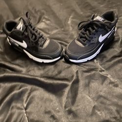 Youth Nike Air Max’s