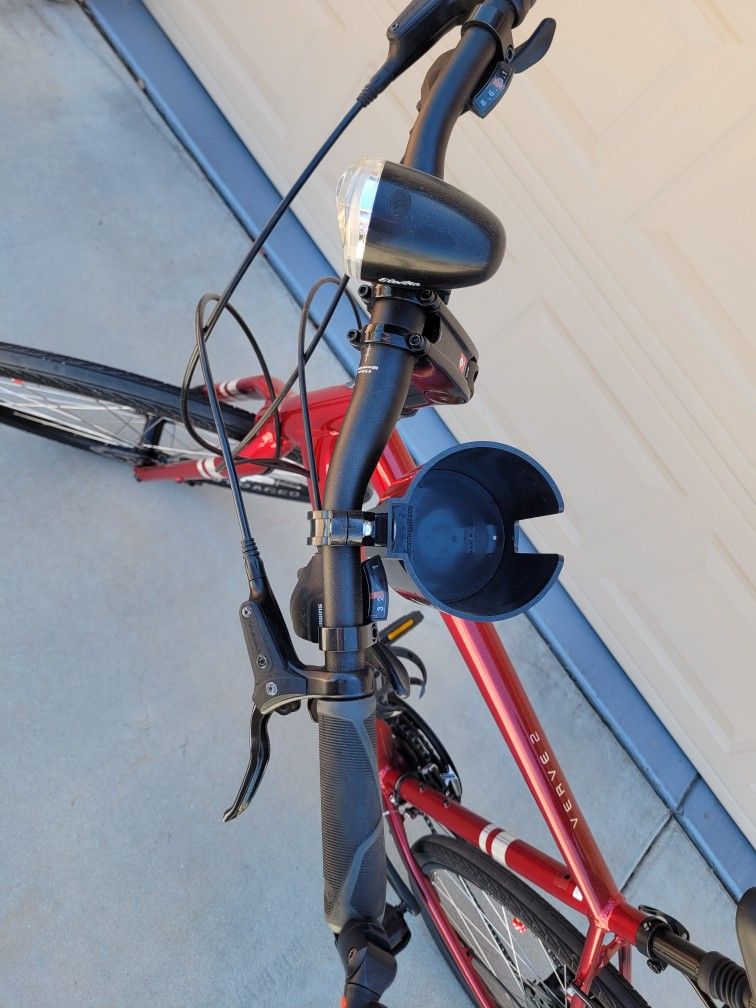 SOLD.    Trek Verve 2 Disc XL Bicycle 